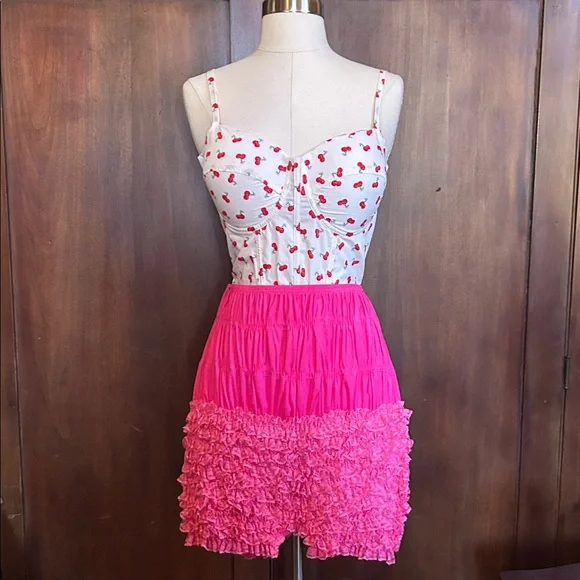Pink Ruffled Shortie Bloomers XL - Picture 1 of 7